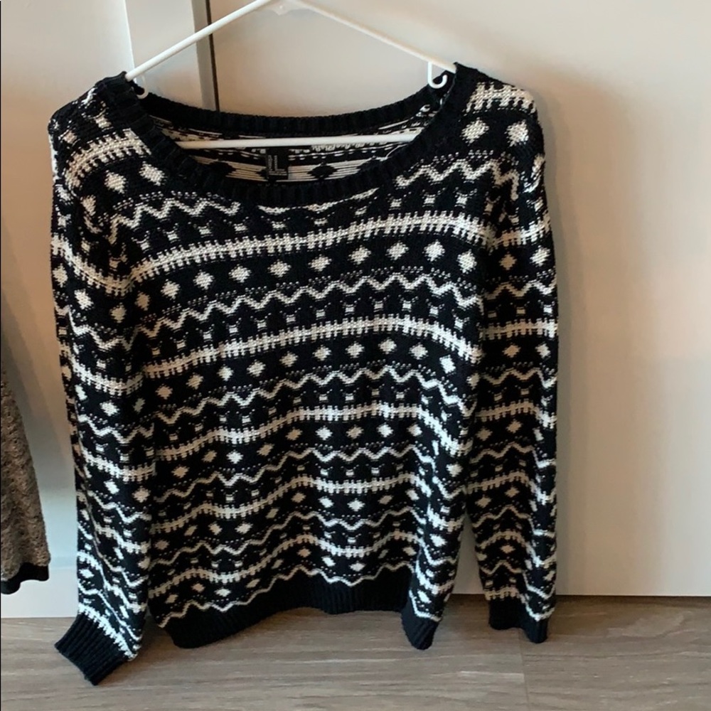 Forever 21 Knit sweater